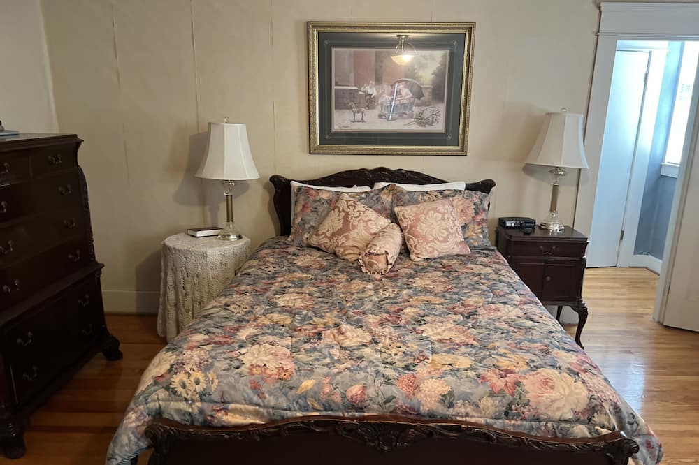 Photo of Bedroom in Allardt