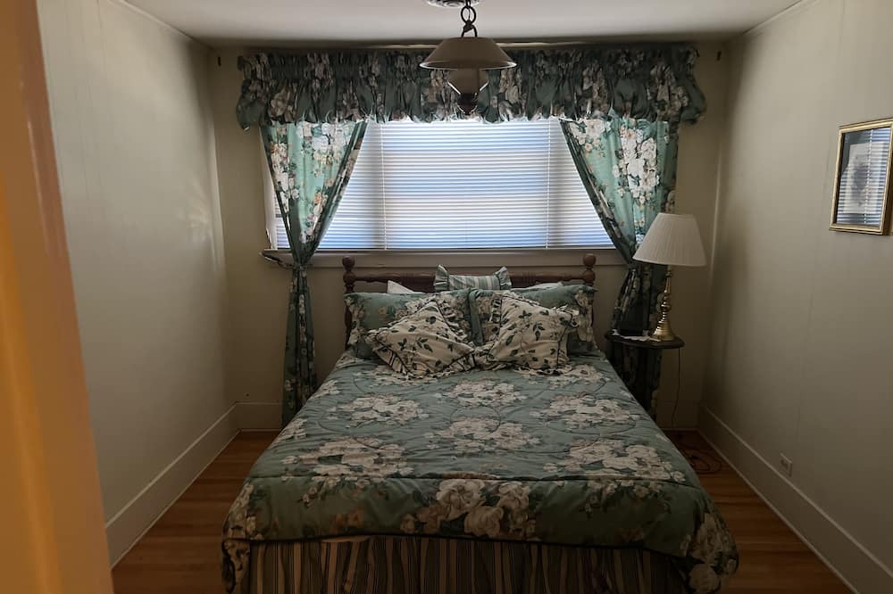 Photo of Bedroom in Allardt