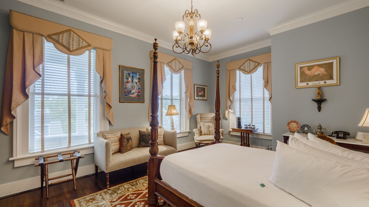 Photo of Bedroom in Wilmington Historic District