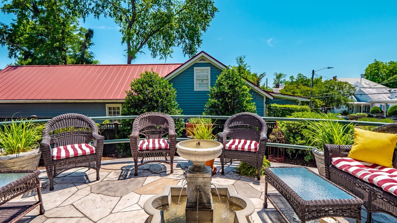 Photo of Patio Balcony in Wilmington Historic District