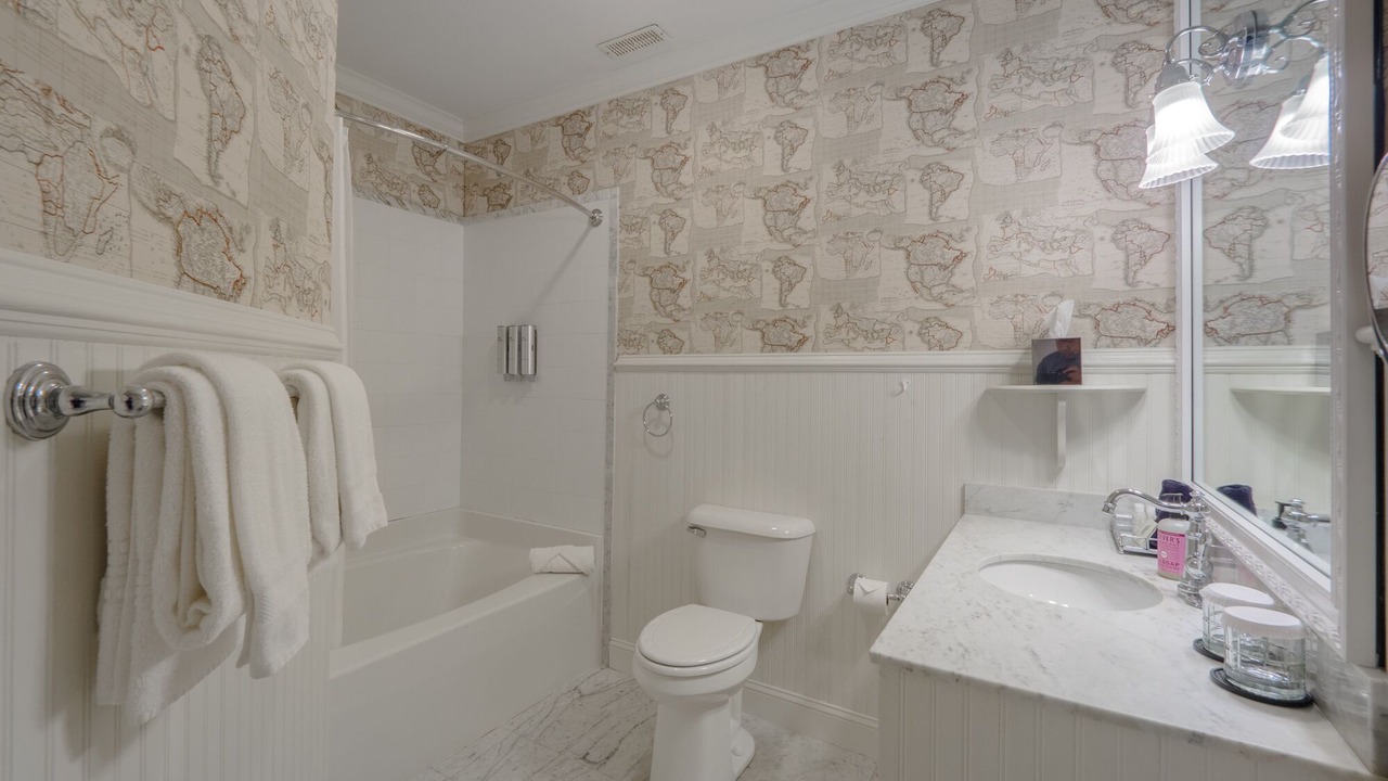 Photo of Bathroom in Wilmington Historic District