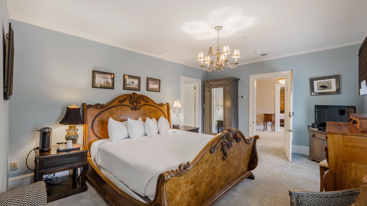 Photo of Bedroom in Wilmington Historic District