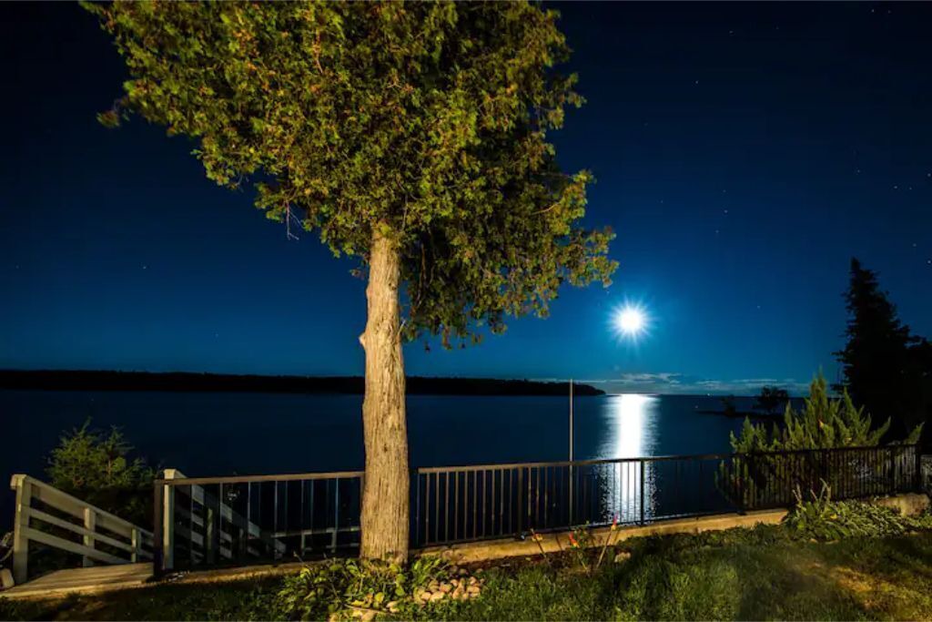 Photo of Outdoor in Amherstview