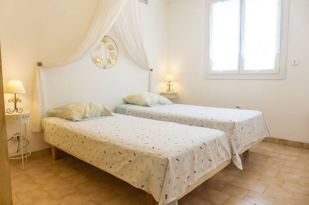 Photo of Bedroom in Argeliers