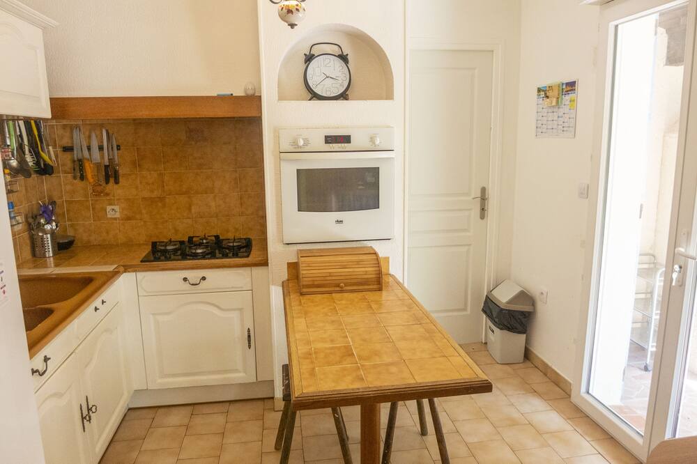 Photo of Kitchen in Argeliers