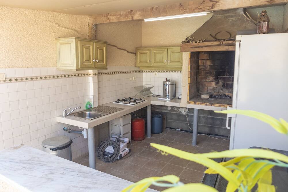 Photo of Kitchen in Argeliers