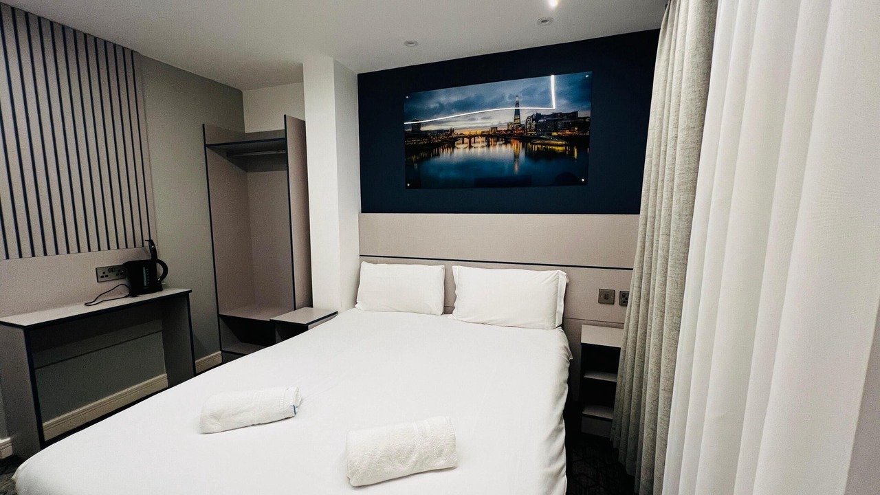 Photo of Others in Valentines