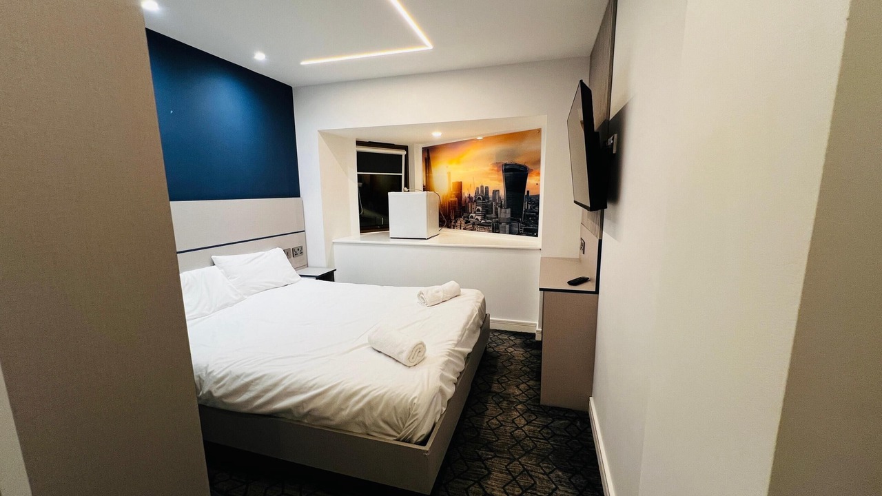 Photo of Others in Valentines