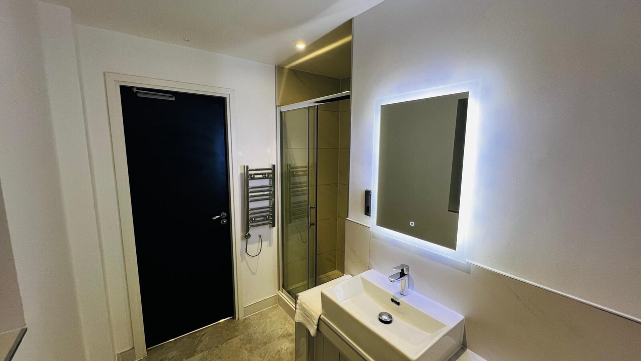 Photo of Bathroom in Valentines