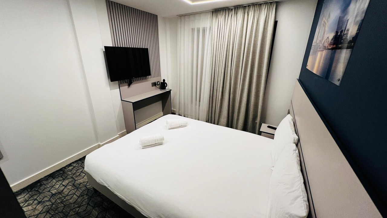 Photo of Others in Valentines