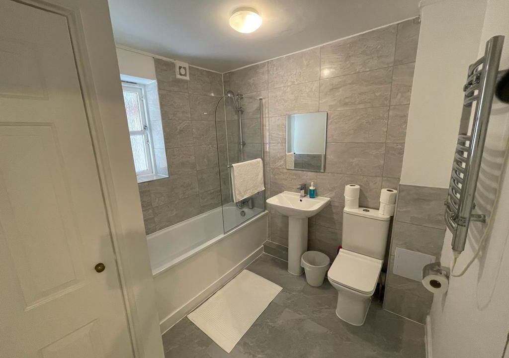 Photo of Bathroom in Valentines