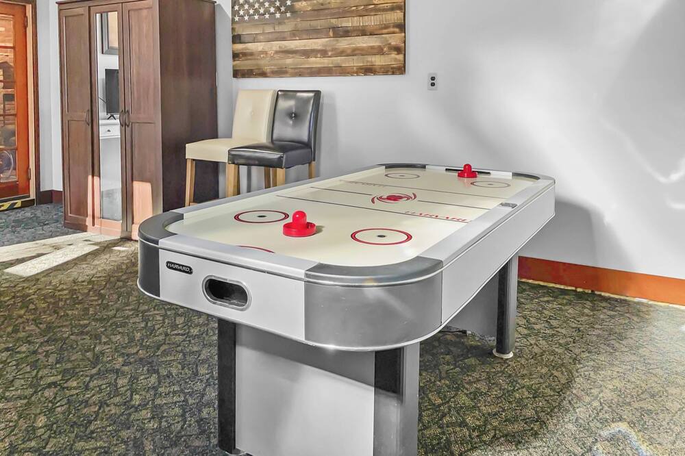 Photo of Others in Seymour