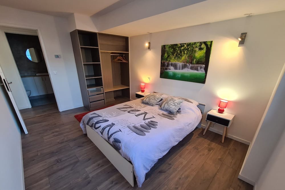 Photo of Bedroom in Presilly