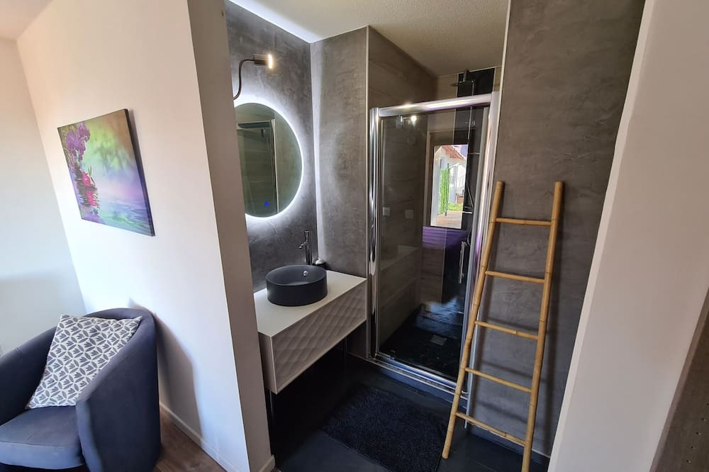 Photo of Bedroom in Presilly