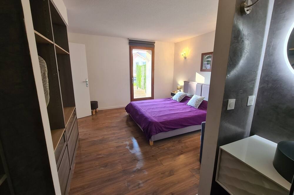 Photo of Bedroom in Presilly