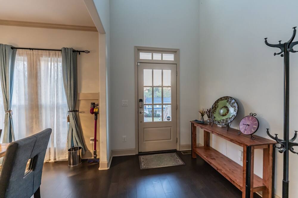 Photo of Bathroom in Addison Heights