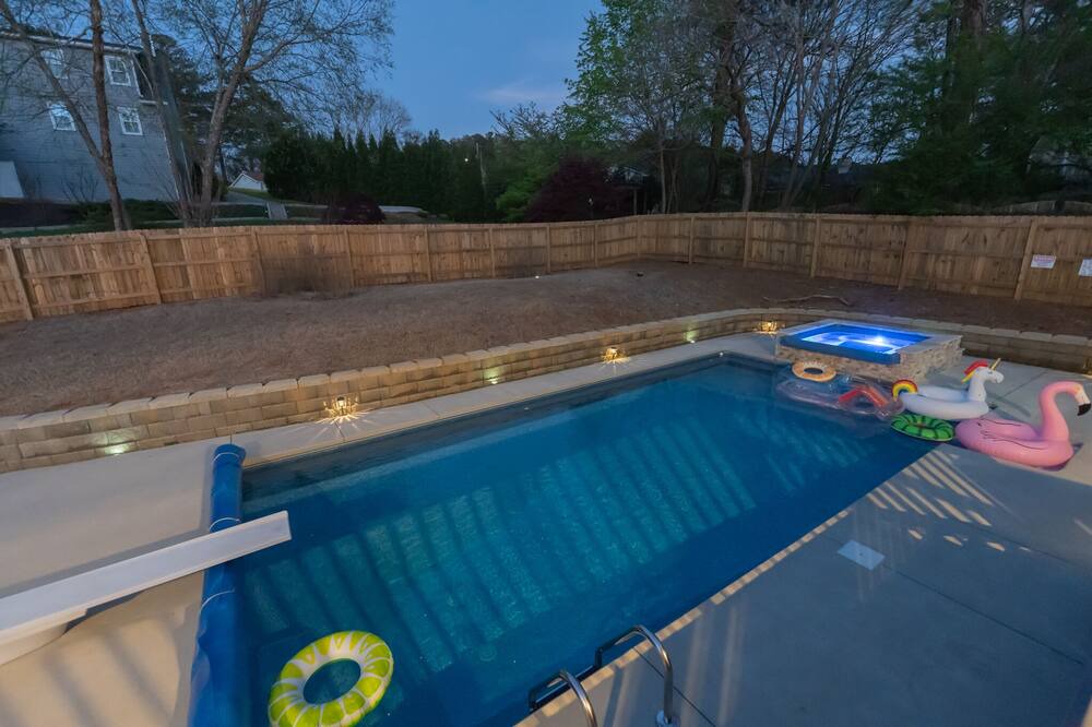 Photo of Outdoor in Addison Heights