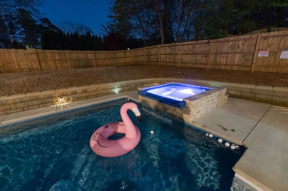 Photo of Outdoor in Addison Heights