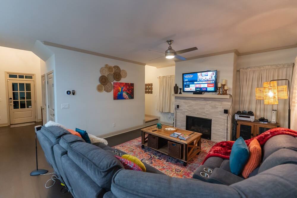 Photo of Bedroom in Addison Heights