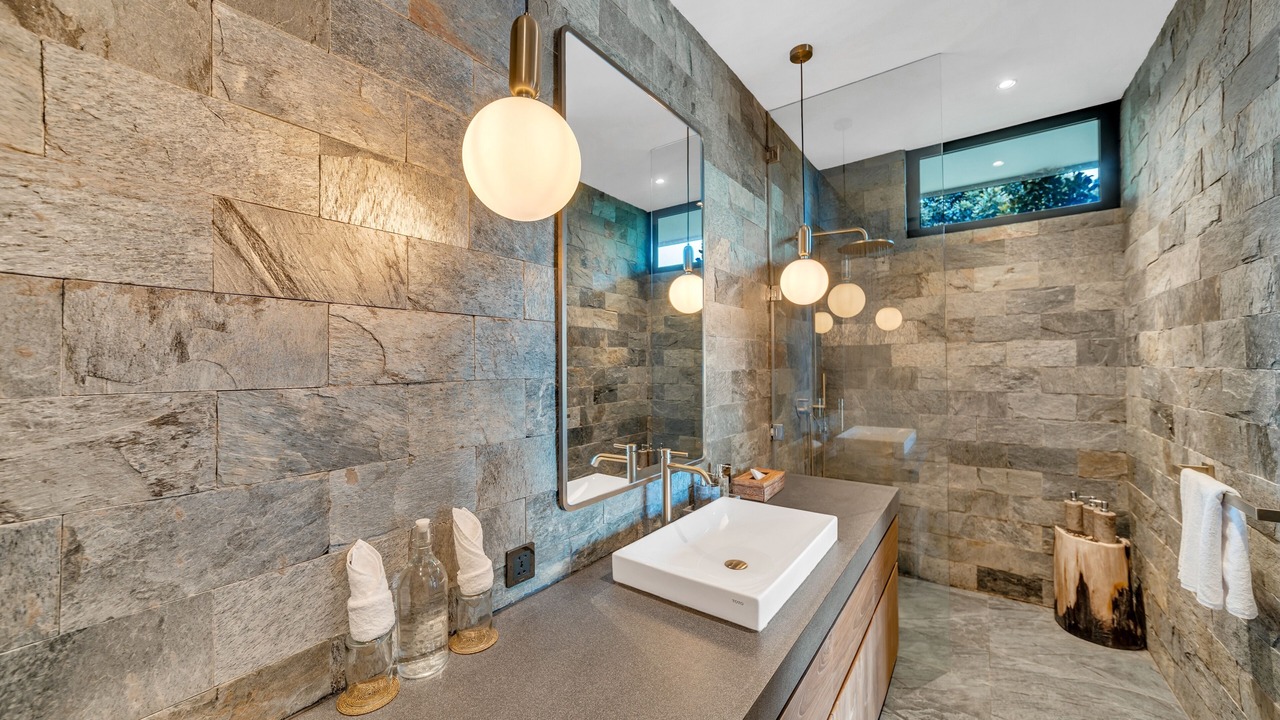 Photo of Bathroom in Munduk