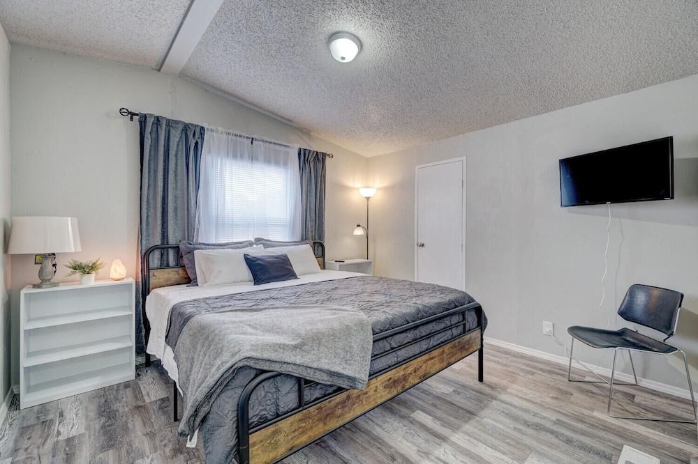 Photo of Bedroom in Norman