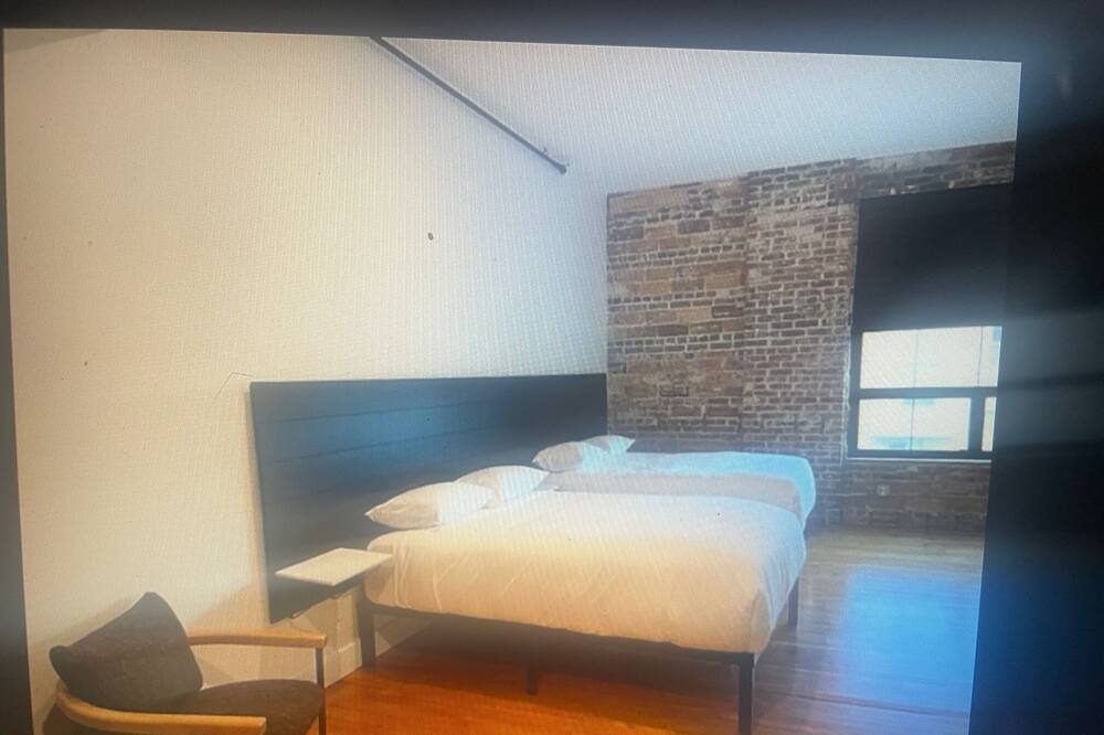 Photo of Bedroom in Solon