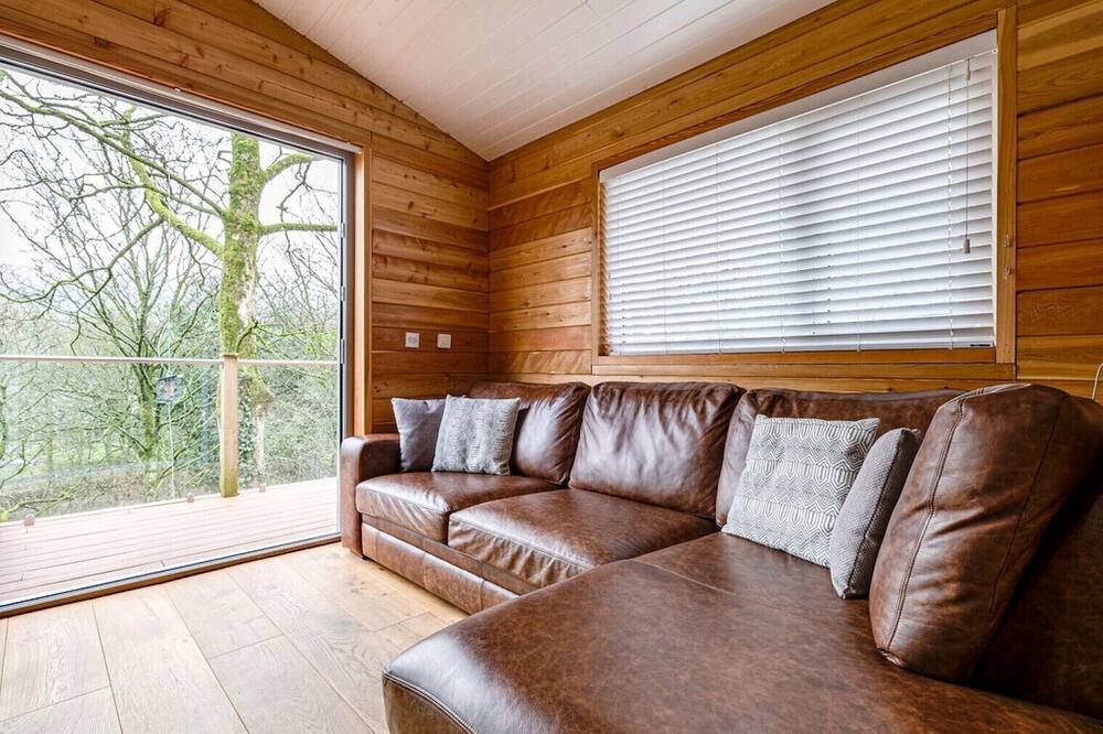 Photo of Others in Uppermill