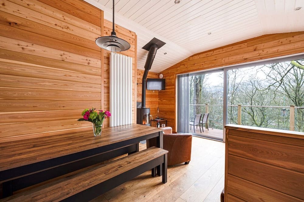 Photo of Others in Uppermill