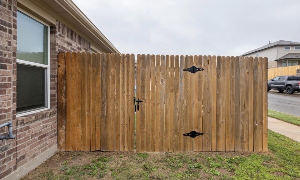 Photo of Outdoor in McNeil