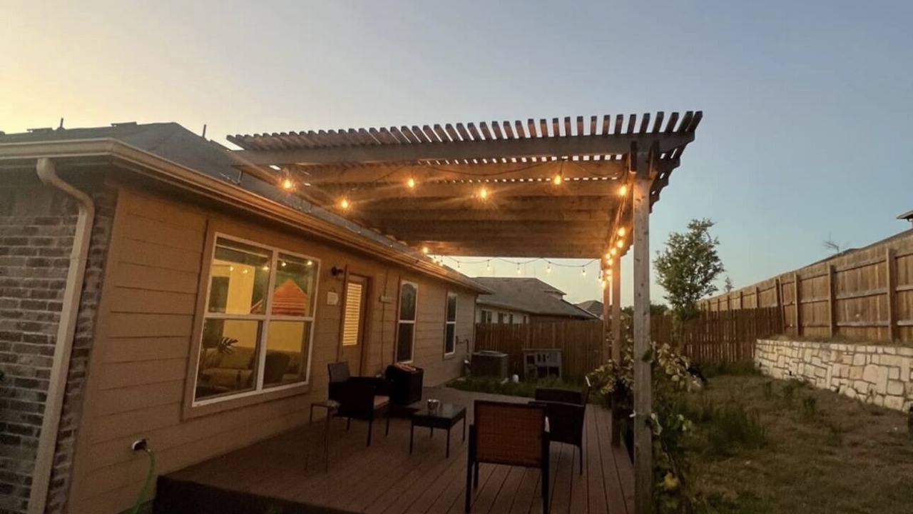 Photo of Outdoor in McNeil