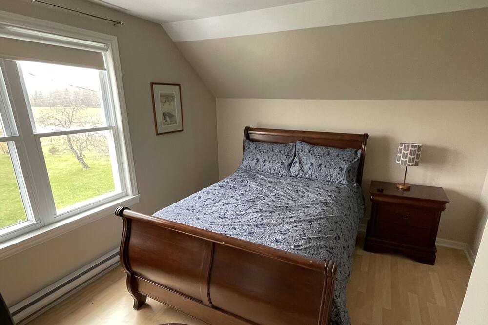 Photo of Bedroom in Wallace