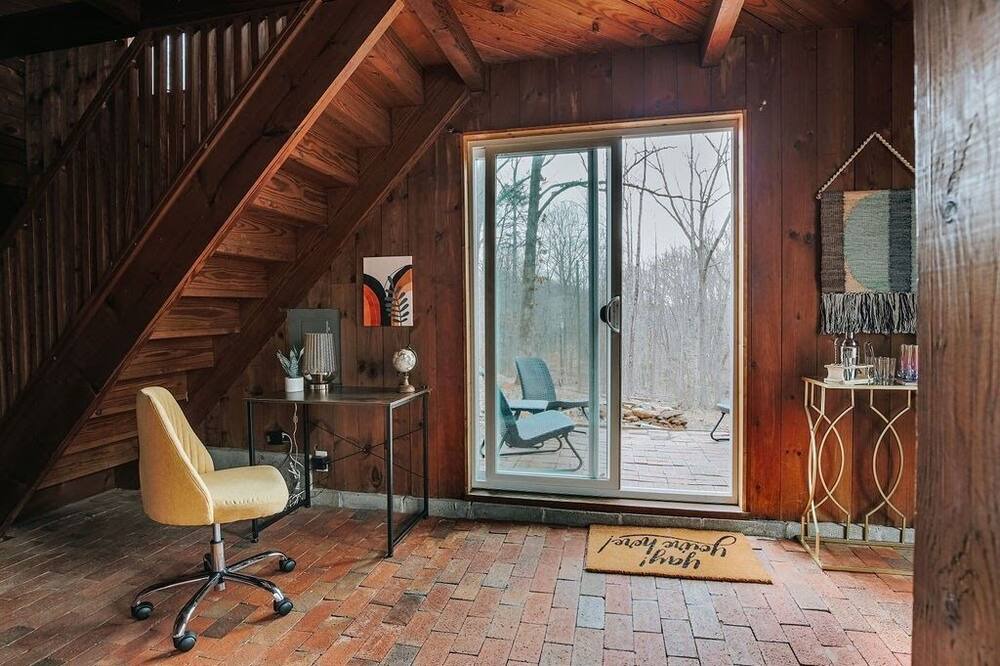 Photo of Bedroom in Shipman