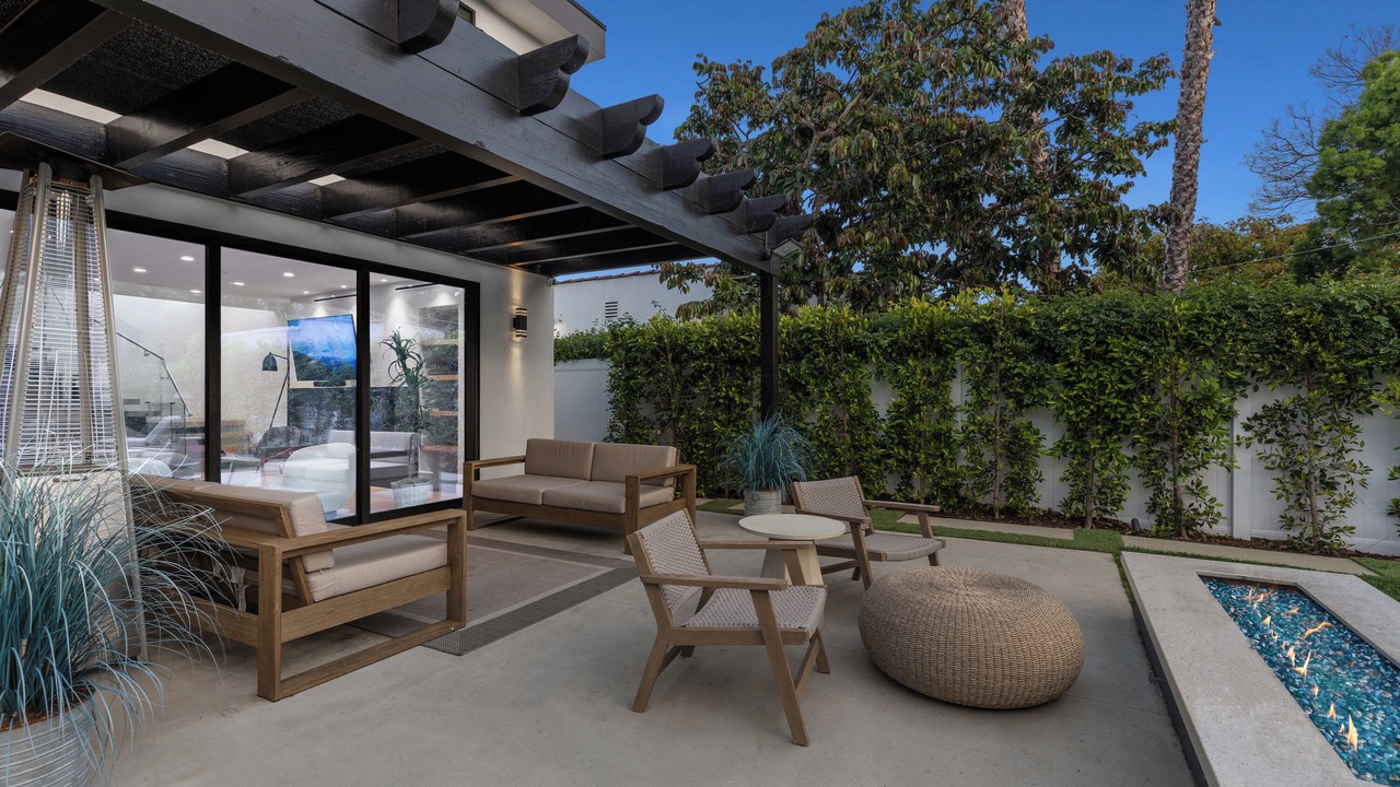 Photo of Patio Balcony in Melrose