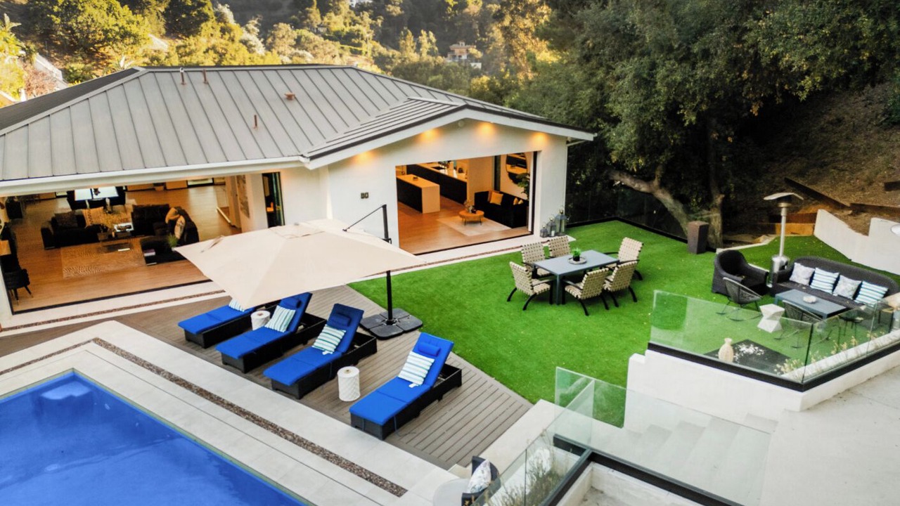 Photo of Outdoor in Laurel Canyon