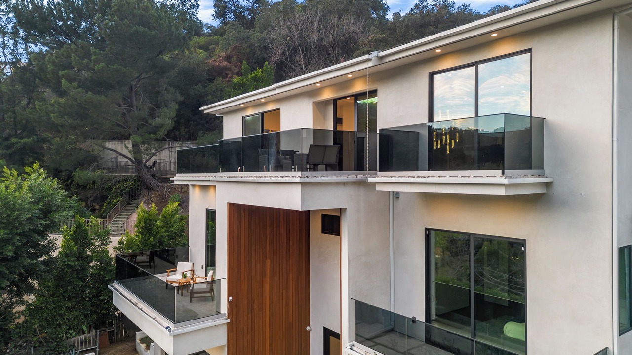 Photo of Outdoor in Laurel Canyon