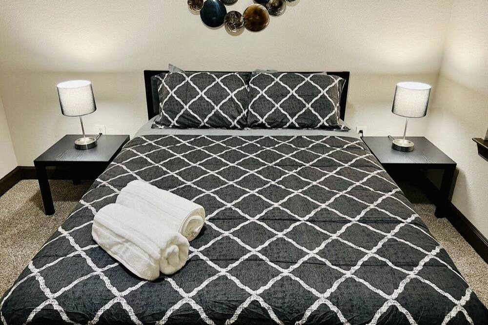 Photo of Bedroom in Grogan's Mill