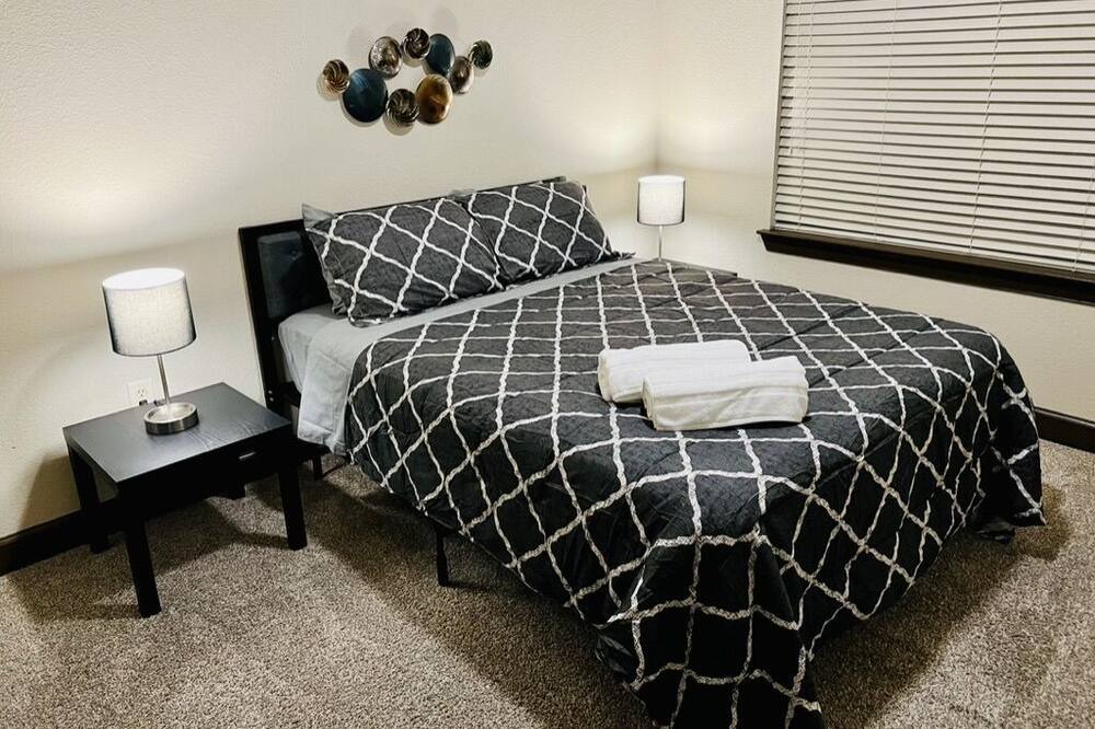 Photo of Bedroom in Grogan's Mill