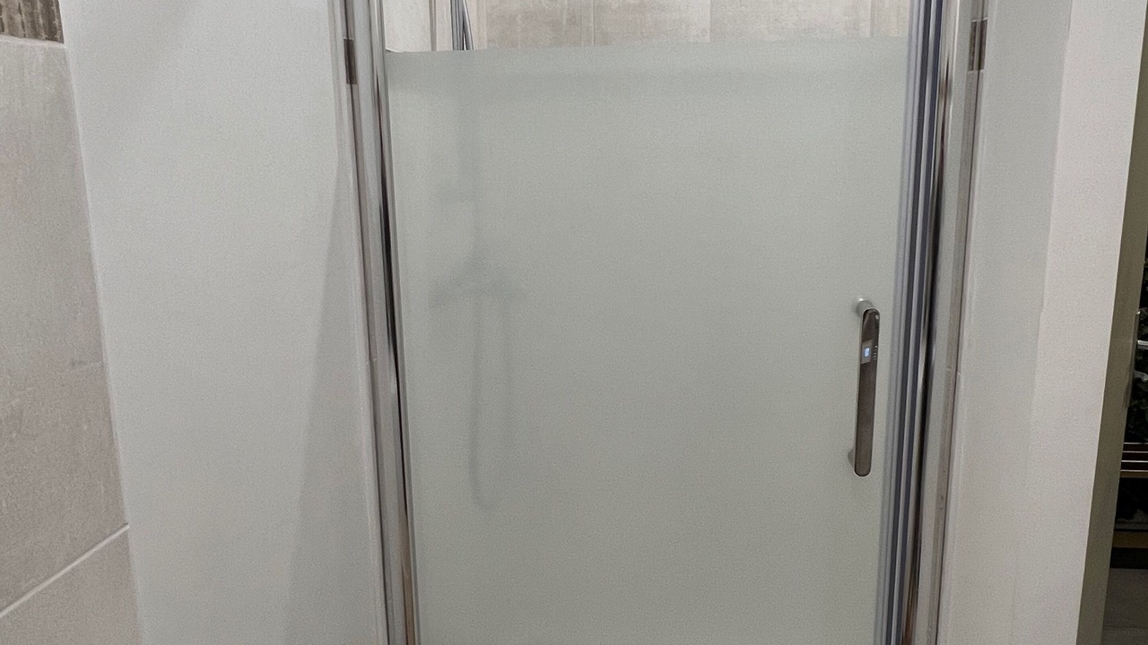 Photo of Bathroom in La Varenne Saint-Hilaire