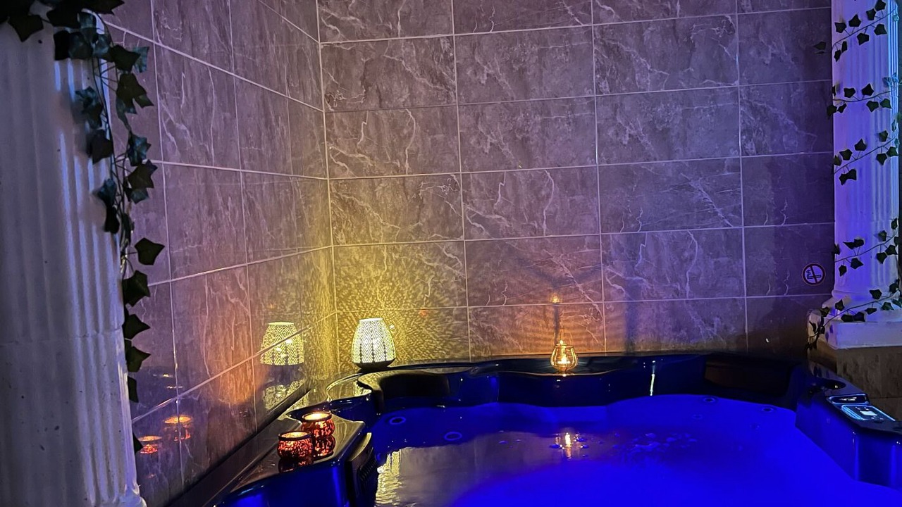 Photo of Bedroom in La Varenne Saint-Hilaire