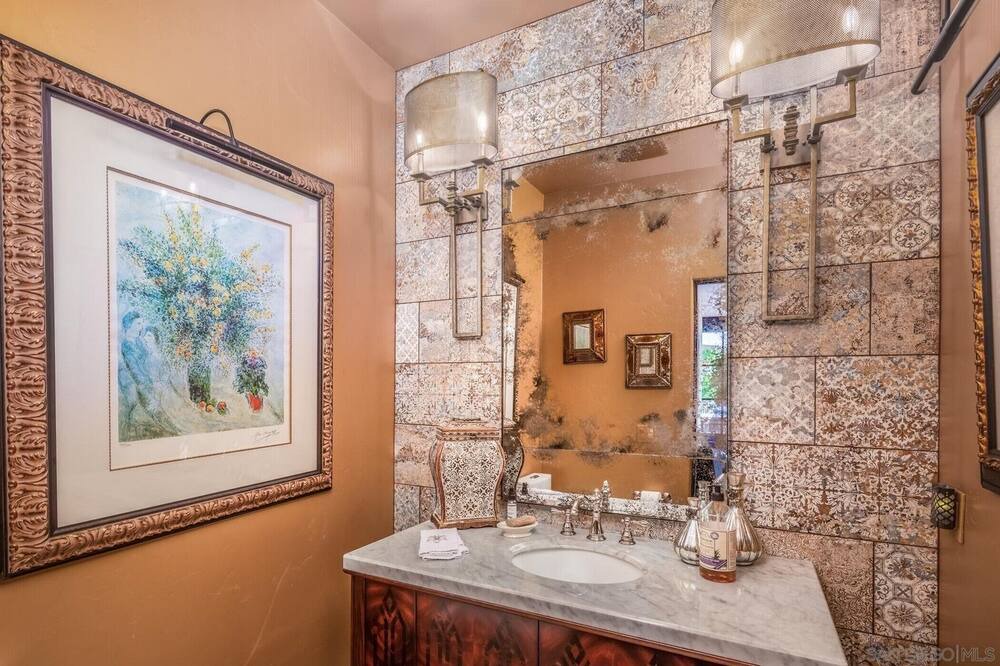 Photo of Bedroom in Hidden Valley