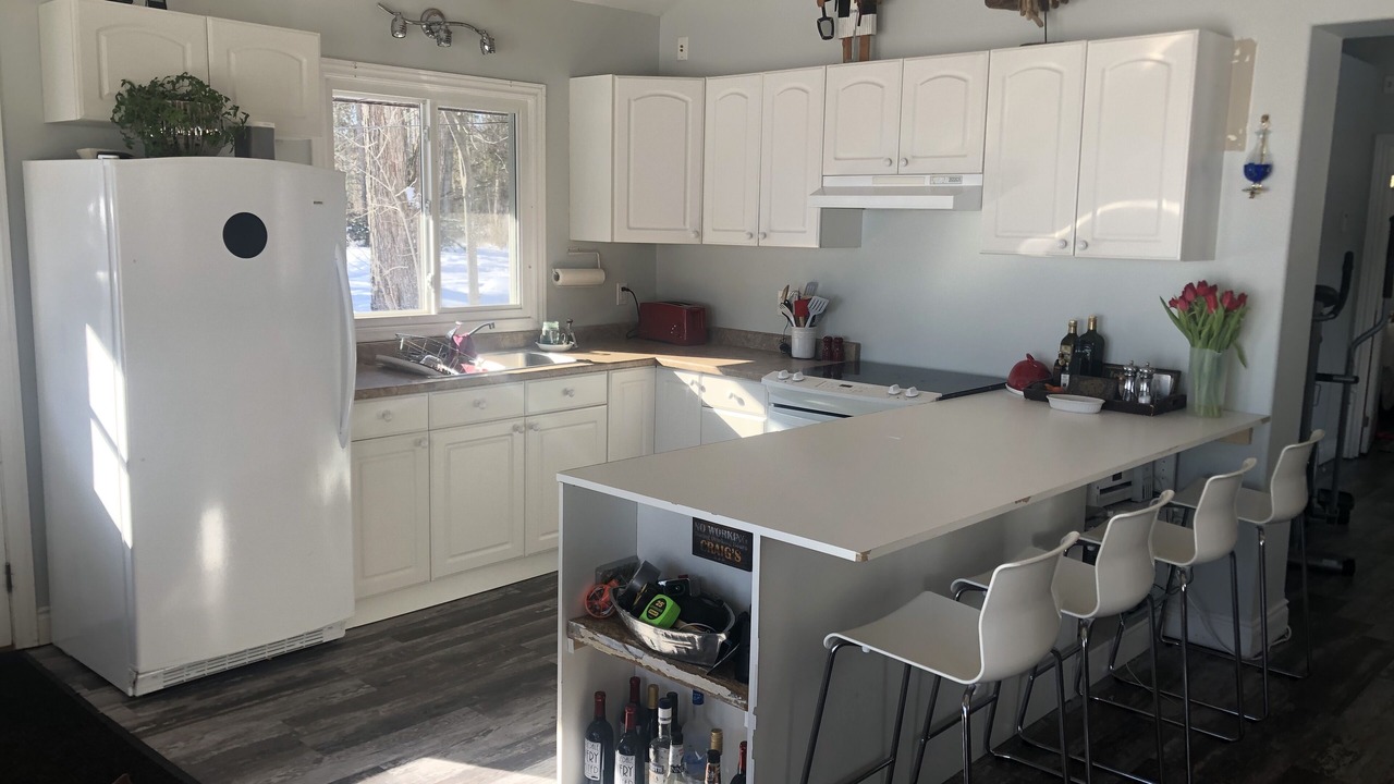 Photo of Kitchen in Big Bay Point