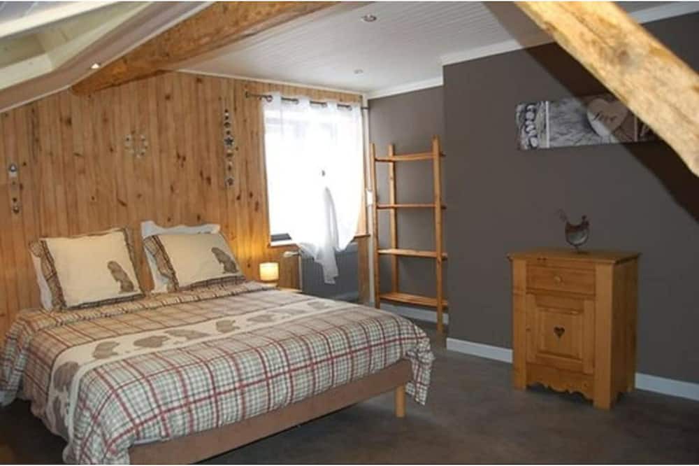 Photo of Bedroom in Premanon