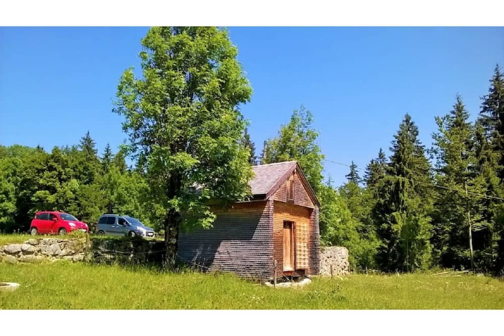 Photo of Outdoor in Premanon