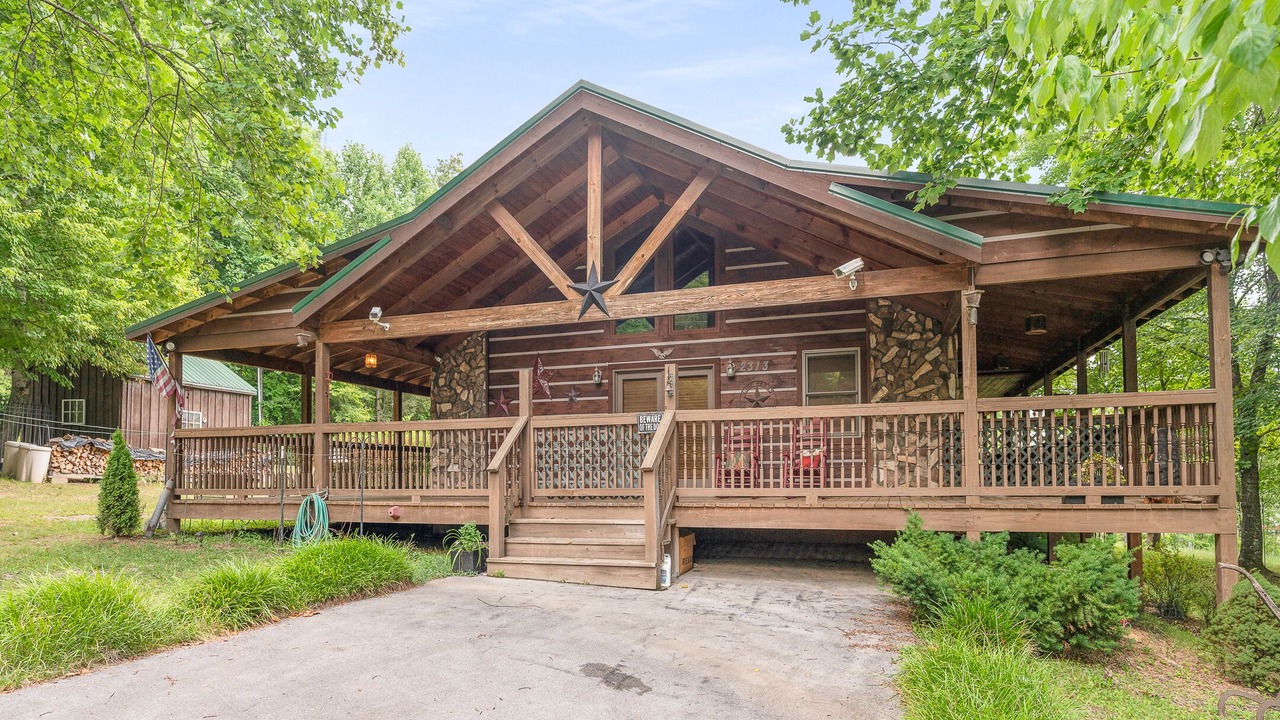Photo of Outdoor in Gatlinburg - Pigeon Forge