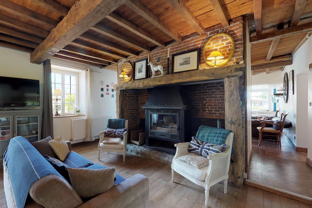 Photo of Others in Talmas