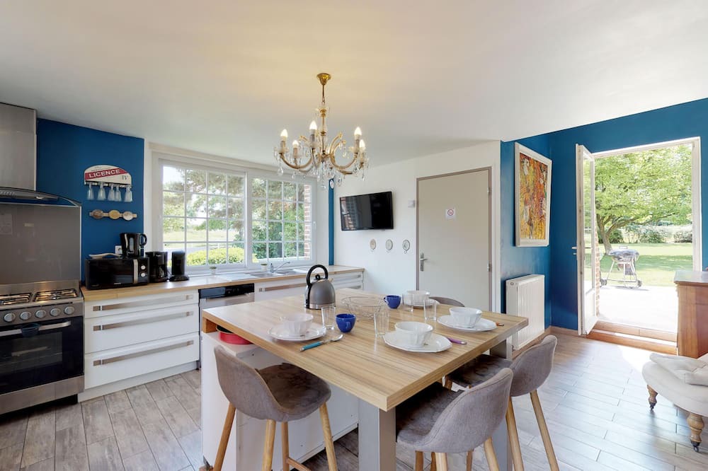 Photo of Others in Talmas