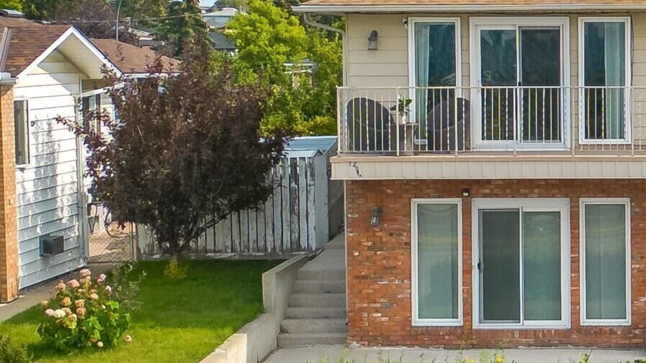 Photo of Outdoor in Radisson Heights - Albert Park