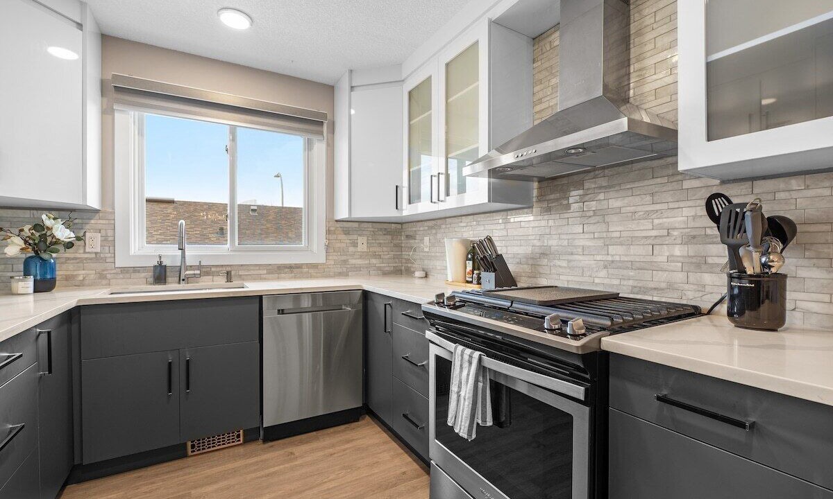 Photo of Kitchen in Radisson Heights - Albert Park
