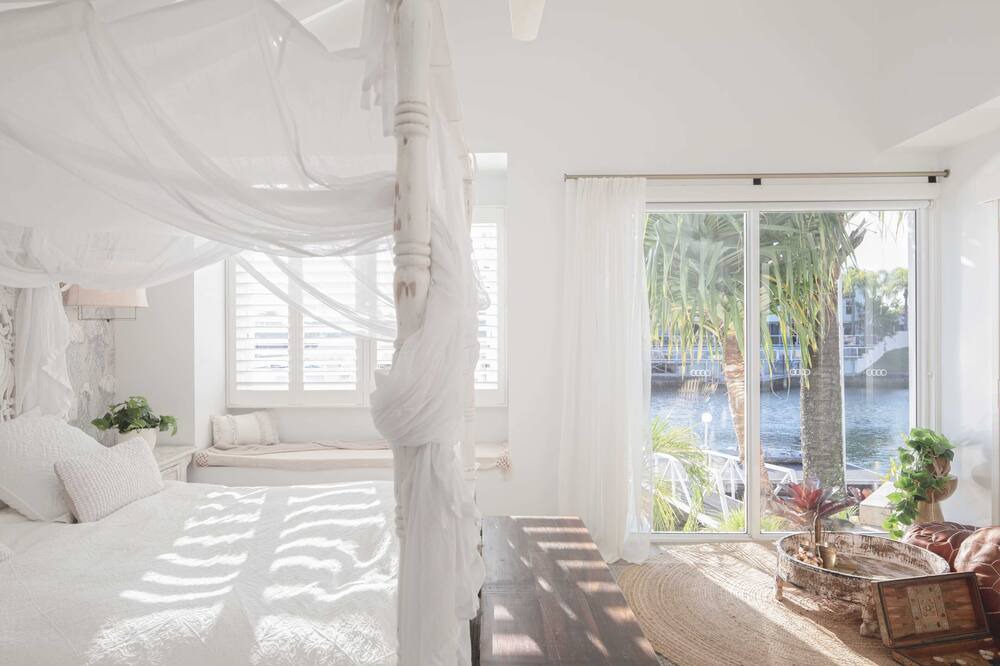 Photo of Others in Runaway Bay