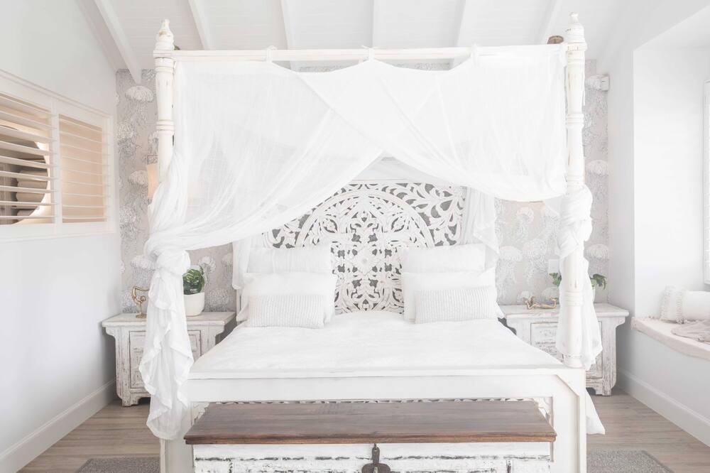 Photo of Bedroom in Runaway Bay